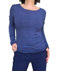 T-shirt manche longue, à rayures fines marine et bleu ciel col en en rond