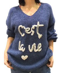 Chandail uni en tricot bleu « C’est la vie » manche longues