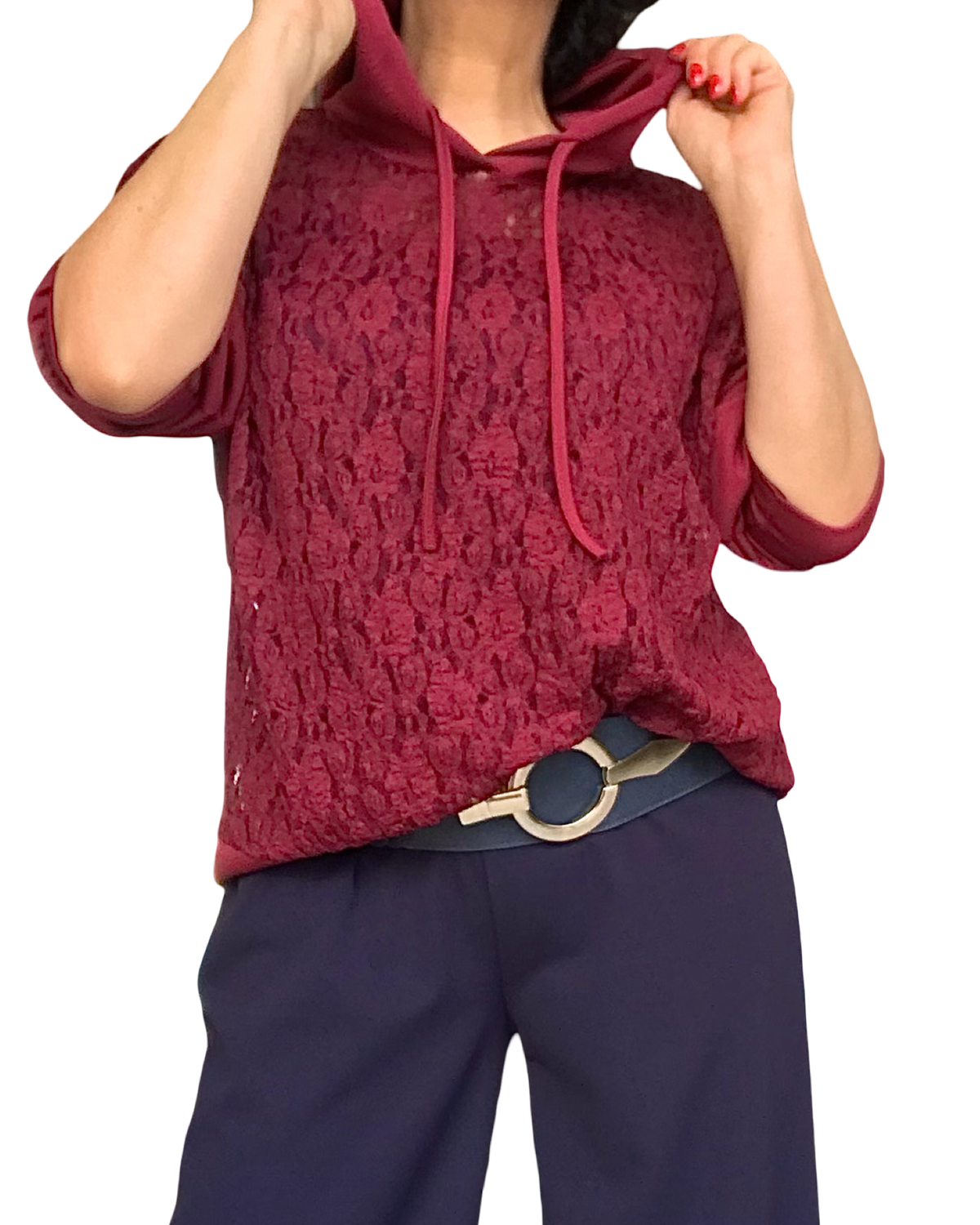 Chandail rouge vin en dentelle à capuchon