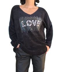 Chandail noir col en V en velours chenille avec LOVE écrit en léopard