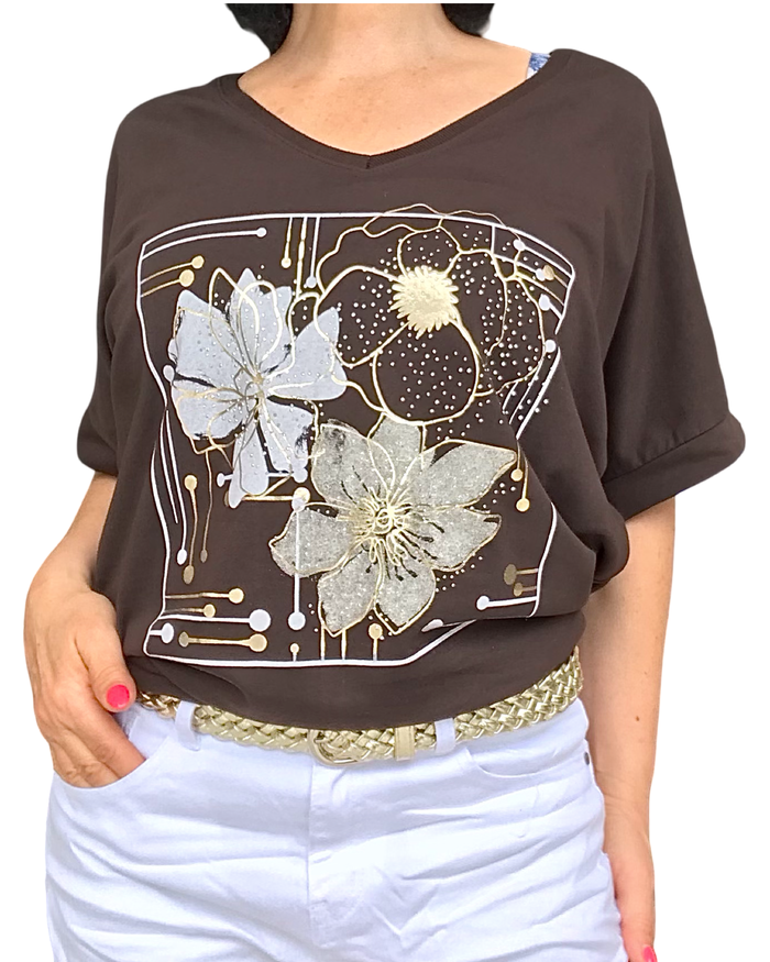 T-shirt brun col V fleurs – doux et stylé 🌼