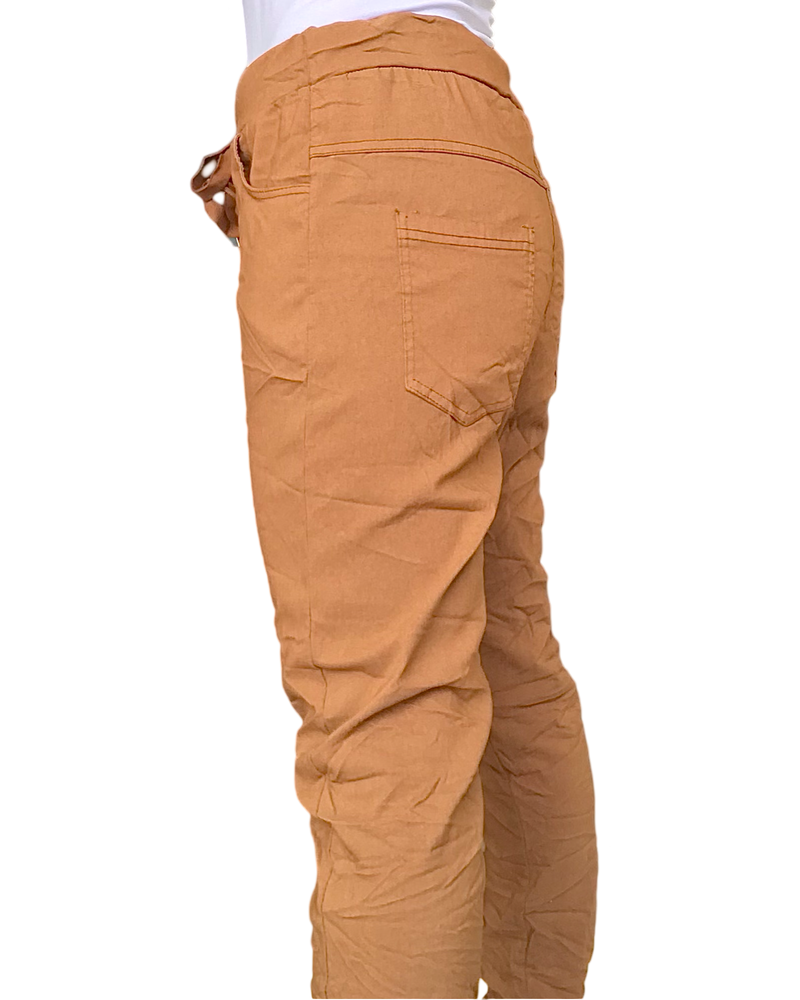 Pantalon camel à taille élastique avec cordon de coté