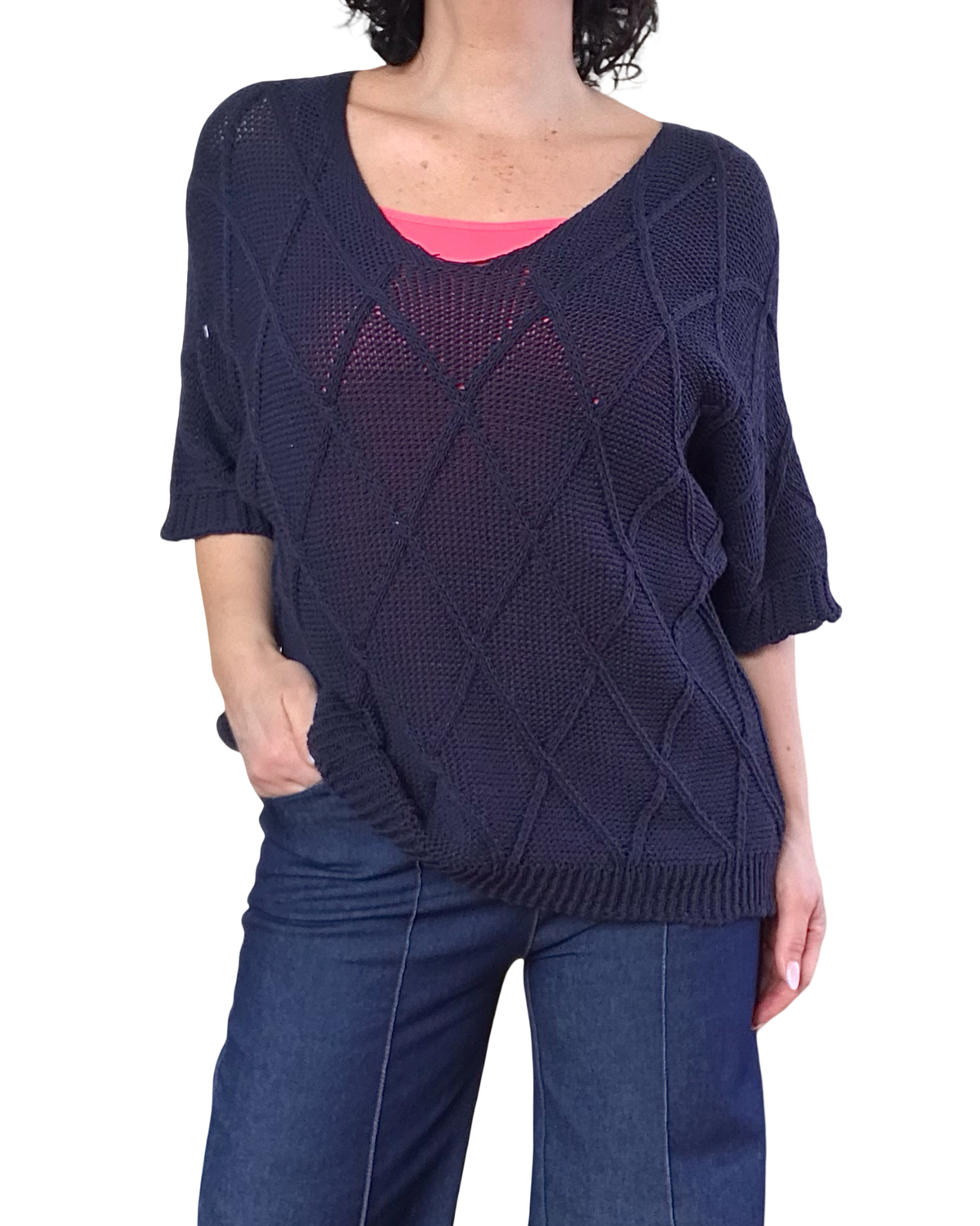 Chandail bleu marin en crochet manche courte