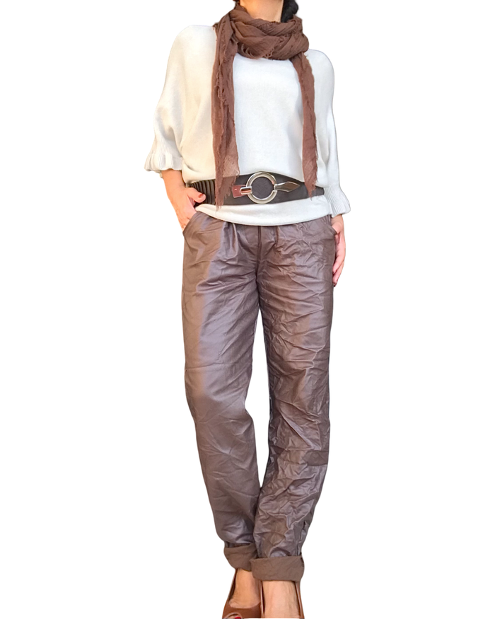 Chandail de tricot léger beige manche 3/4 garni de frisons
