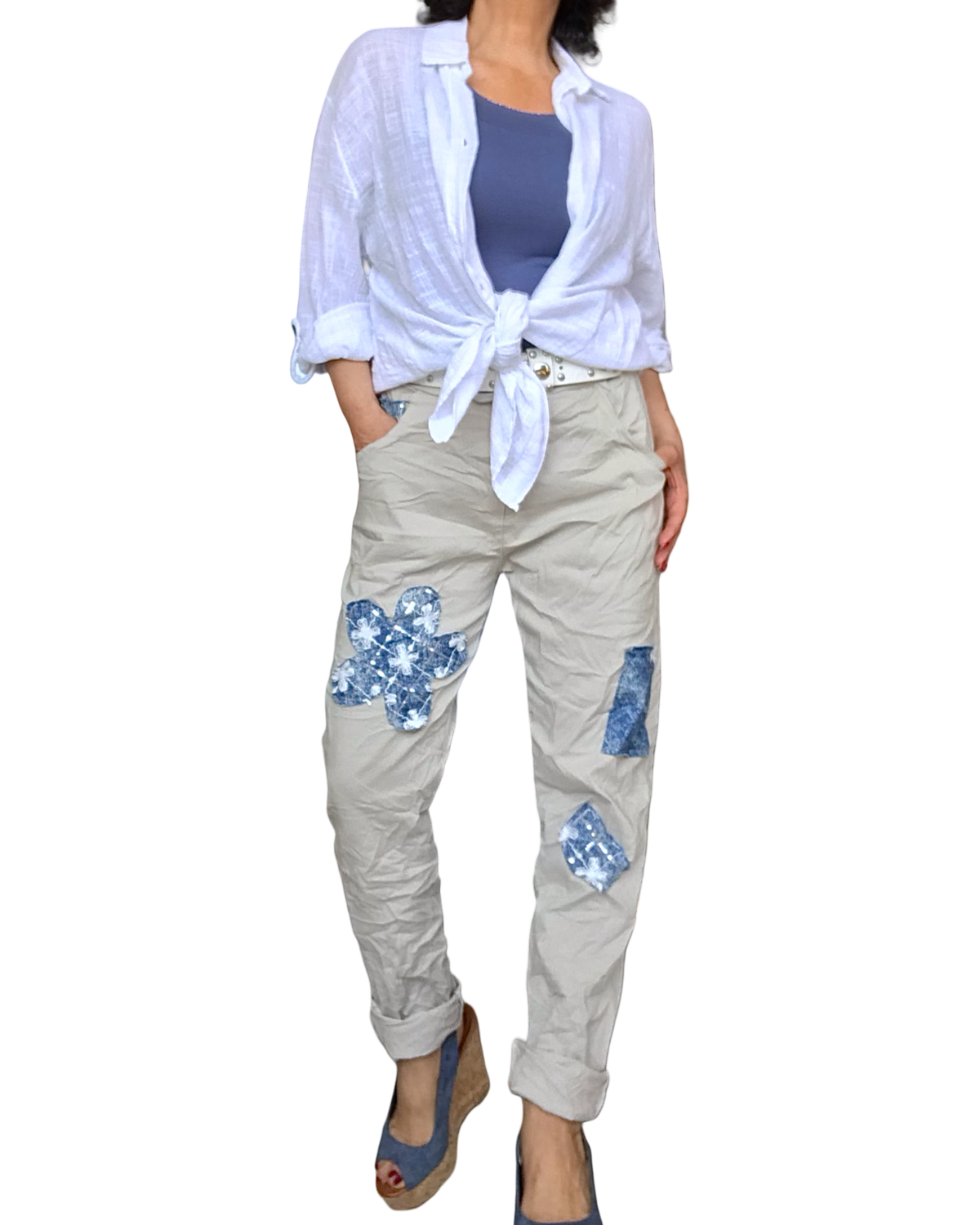 Pantalon beige avec patch bleu jeans à taille élastique avec cordon