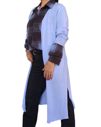 Cardigan femme bleu ciel uni long fendu de chaque coté