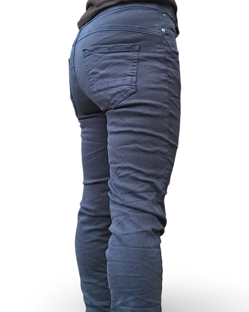 Pantalon ajusté bleu marin avec boutons devant de côté 