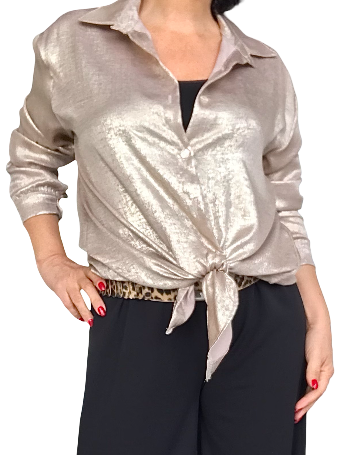 Chemise dorée en satin à manche longue