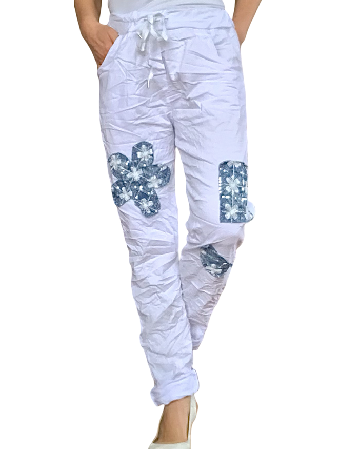 Pantalon blanc avec patch bleu jeans à taille élastique avec cordon