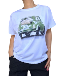 T-shirt blanc Fiat 500 – éclat chic et confort estival