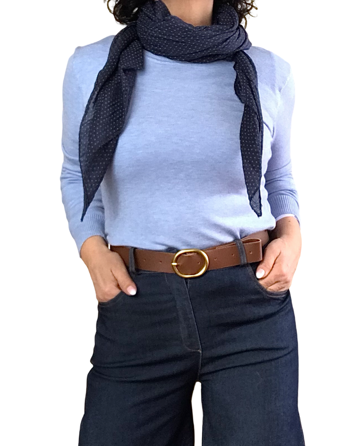 Chandail uni bleu ciel col rond manche longue