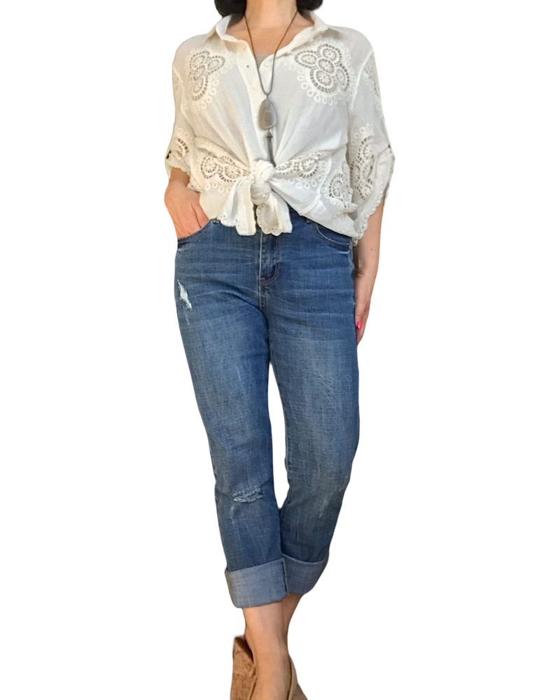 Chemise off white 3/4 avec dentelle délicate