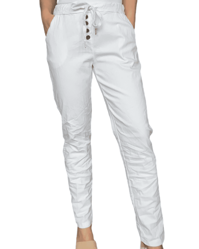 Pantalon blanc pour femme à taille élastique avec boutons.