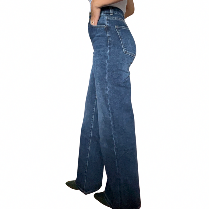 Jeans taille haute femme bleu délavé coupe palazzo vue de côté