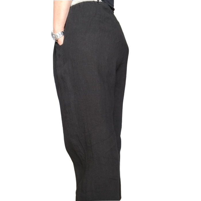 Pantalon en lin noir avec une taille élastique de coté